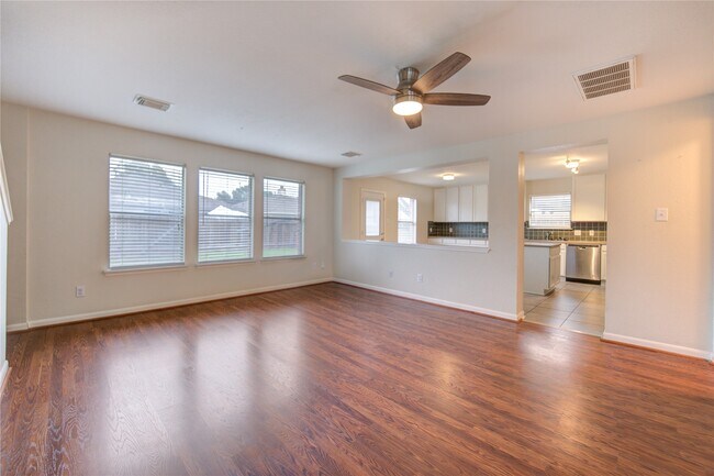 Building Photo - 15518 Miller House Ln