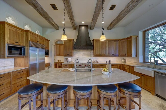 Building Photo - 418 Cattle Trail Dr