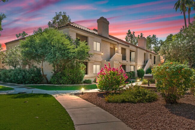 Primary Photo - 9708 E Via Linda