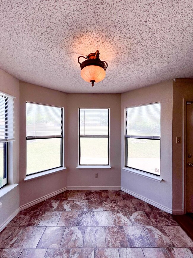 Building Photo - Available NOW!!!! Gorgeous 2 story, 3 bedroom, 2.5 bath, 2 car garage home with garage door opene...