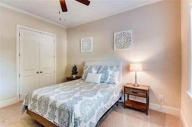 Building Photo - 2665 Parks Edge Dr SE