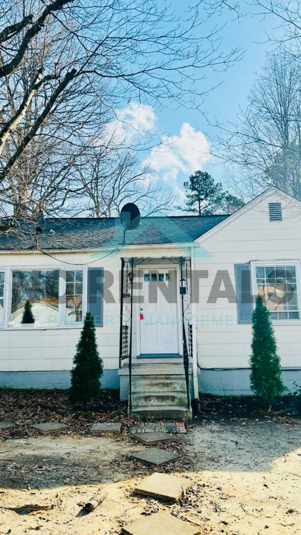 Building Photo - 1507 Trogdon St