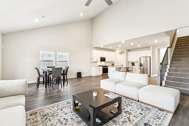 Building Photo - 1008 Edgehurst Dr