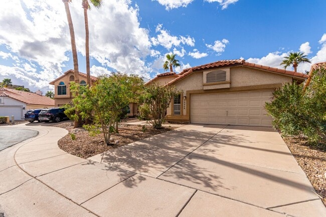 Building Photo - Perfect Ahwatukee Rental
