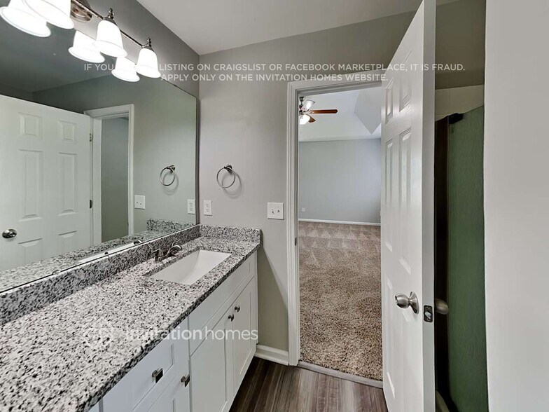 Building Photo - 201 Summerwood Pl