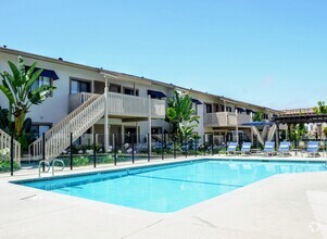 Building Photo - La Jolla Canyon