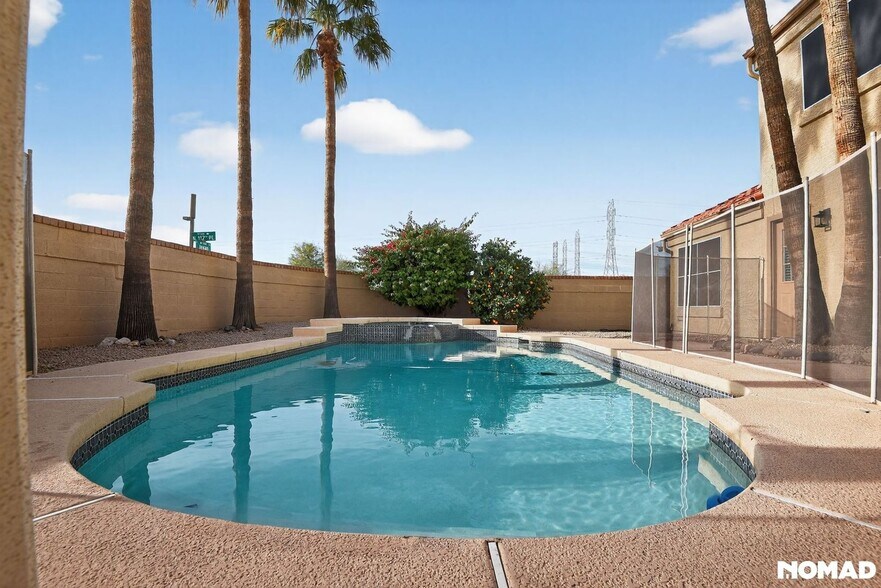 Building Photo - 11782 N 112th Way