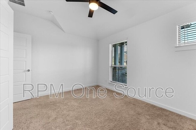 Building Photo - 3709 Palo Pinto Dr