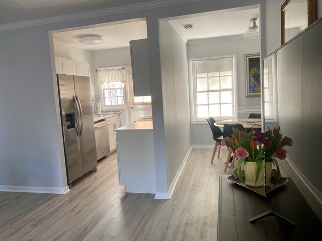 Building Photo - 2515 Vero Beach Ave