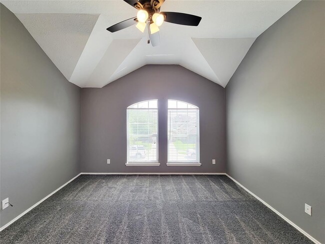 Building Photo - 21539 Kings Bend Dr