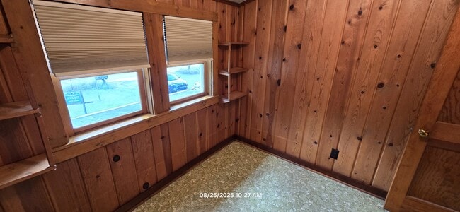 Building Photo - 4729 Carlstrom Rd
