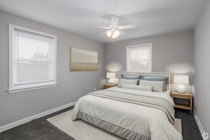 Building Photo - 7901 Roosevelt Blvd