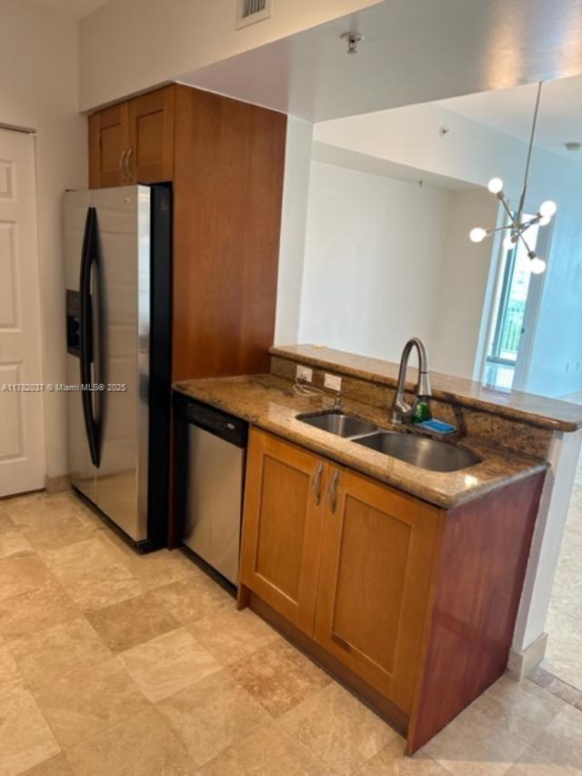 Building Photo - 1755 E Hallandale Beach Blvd