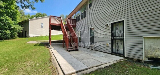 Building Photo - 4284 Cedar Lake Cove
