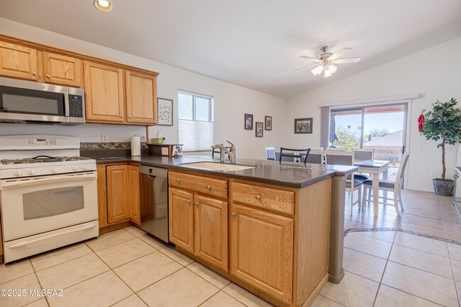 Building Photo - 5357 W Eagle Claws Ct