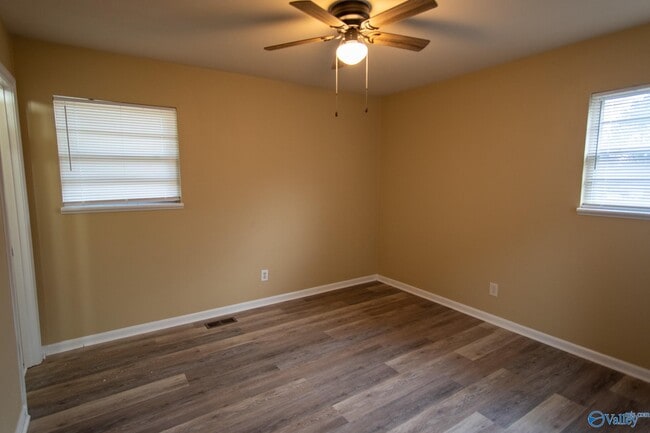 Building Photo - 3104 Cumbres Cir NW