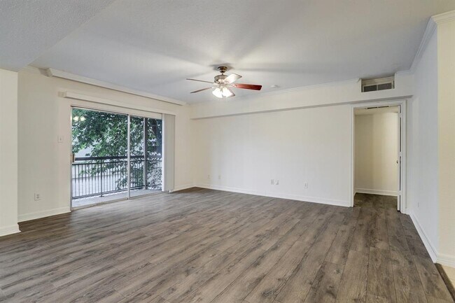 Building Photo - 4515 Briar Hollow Pl