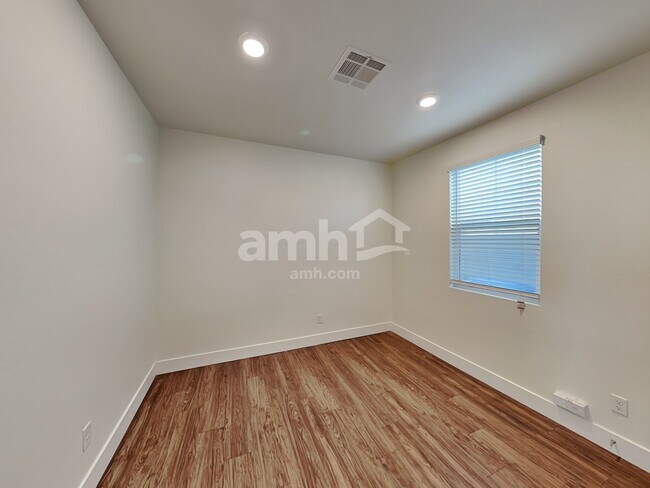 Building Photo - 21469 S 231st Way