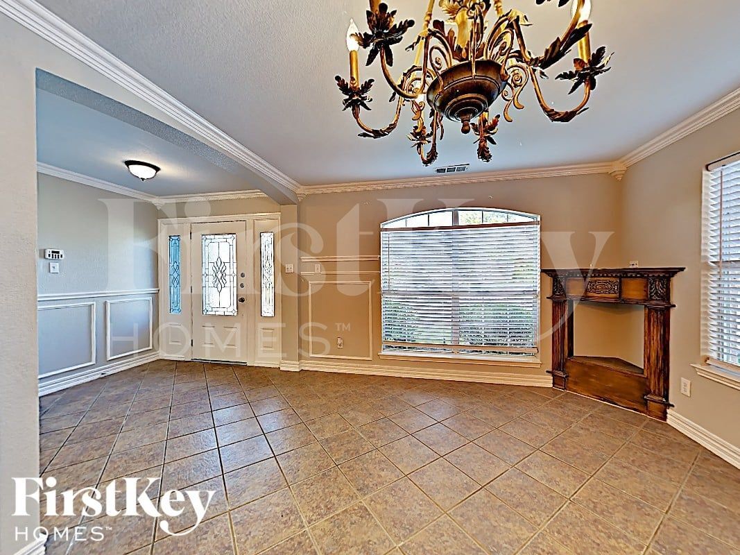 Building Photo - 9812 Westmere Ln