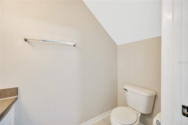 Building Photo - 15780 Fishhawk Falls Dr