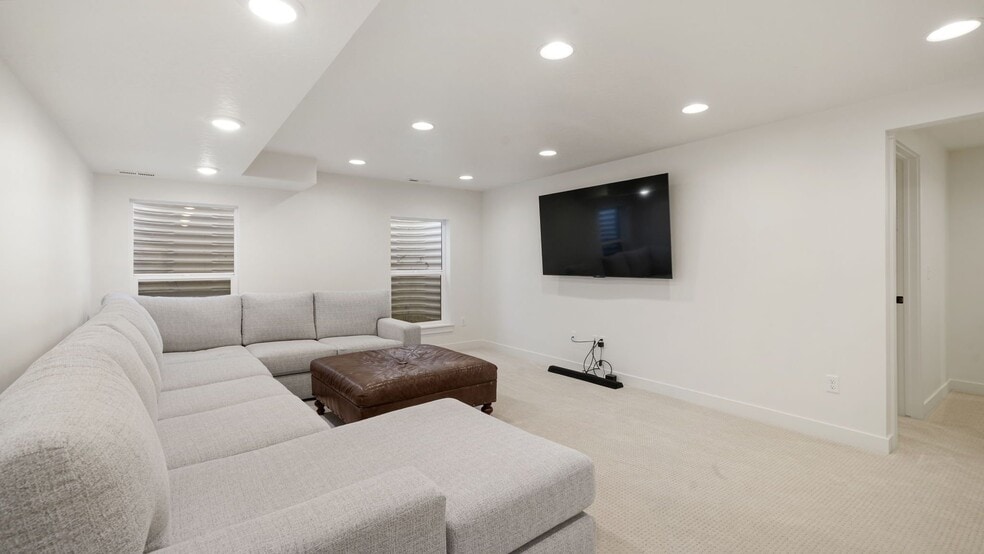 Building Photo - 5105 N Marble Fox Way