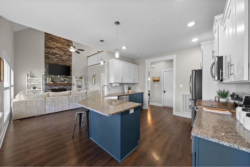 Building Photo - 325 Piedmont Pl