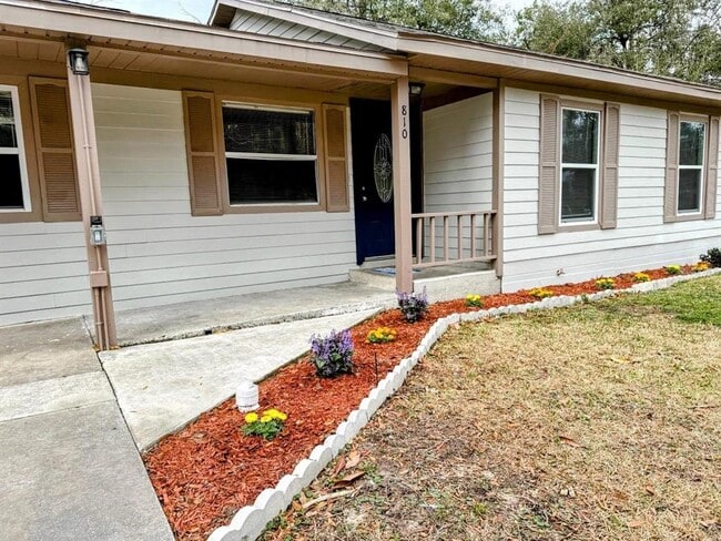 Building Photo - 810 NW 59th Ct