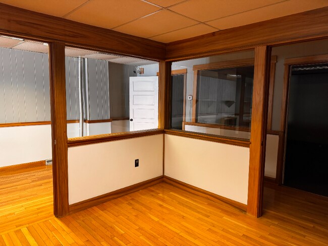 Building Photo - 22 Monument Sq