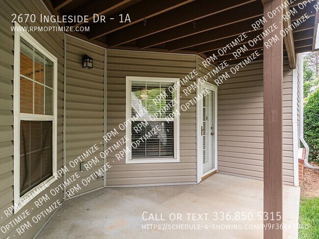 Building Photo - 2670 Ingleside Dr