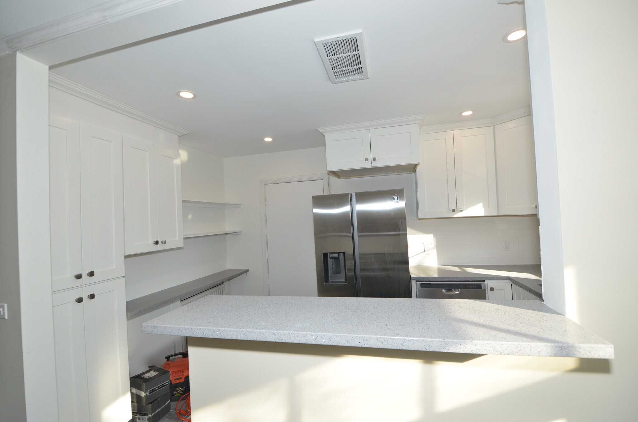 Building Photo - 2038 Sherman Ave