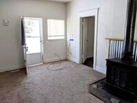 Building Photo - Single Family Home in Fredrick | Avail. Oc...