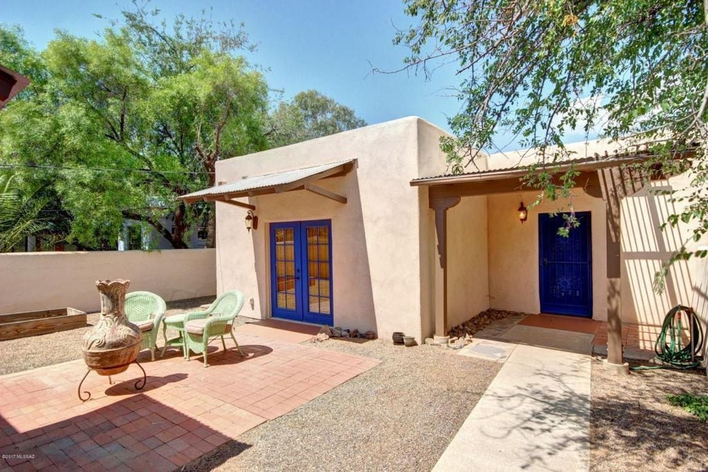 Back patio, facing main house. NOTE: Furniture not included. Rented unfurnished. - 2648 E Drachman St