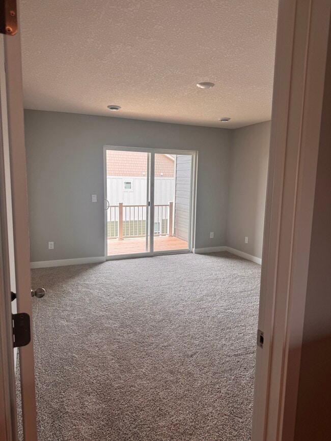 Building Photo - 17108 Dysart Pl