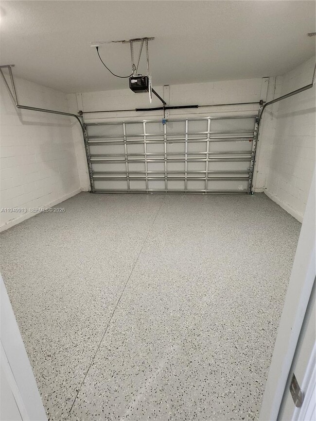 Building Photo - 108 Bogey Dr