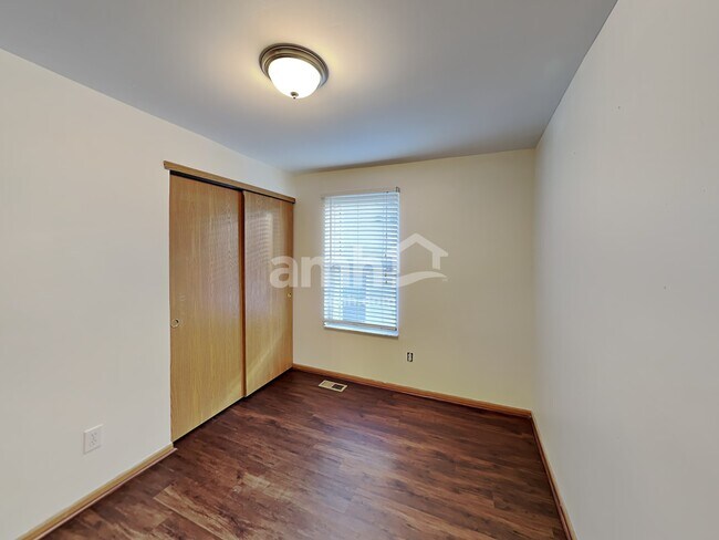 Building Photo - 2180 Maribeth Pl