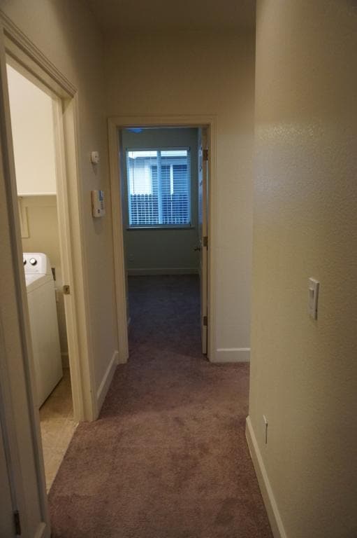 Building Photo - 424 Barclay Way