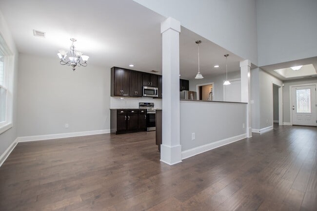 Building Photo - A Home To Grow In To