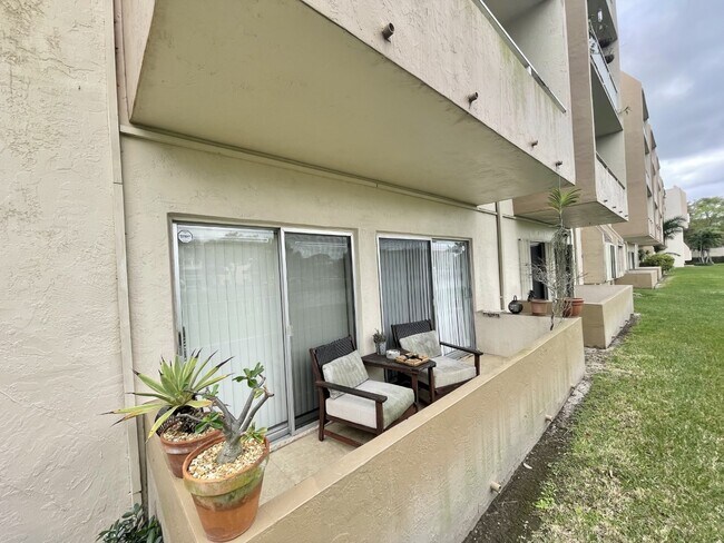 Building Photo - 7787 SW 86th St