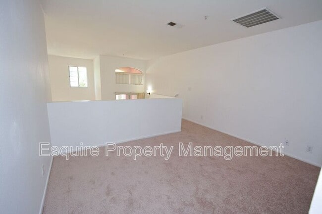 Building Photo - 1159 Oyster Pl