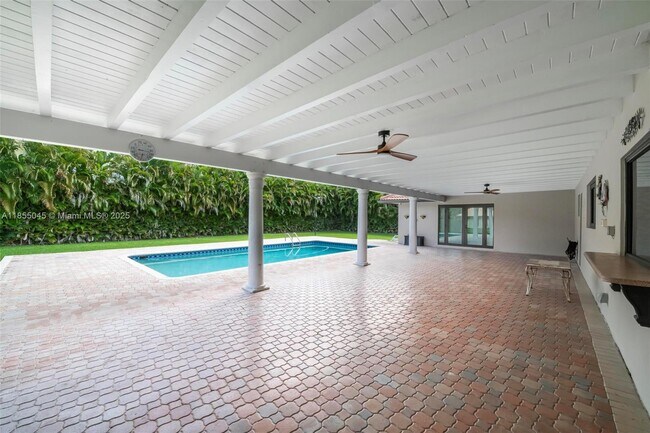 Building Photo - 9255 SW 108th St