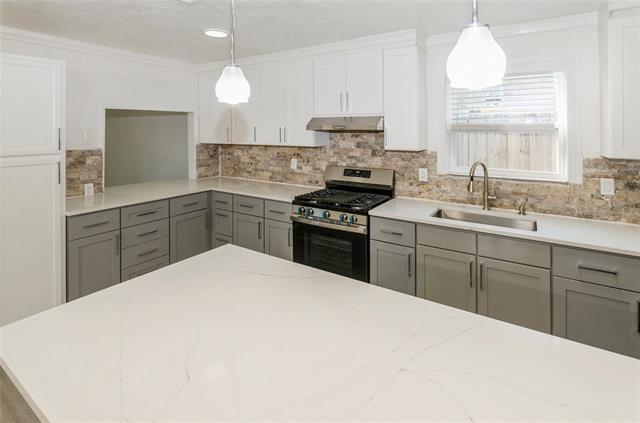 Building Photo - 4302 Glenhaven Dr