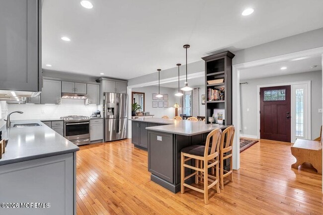 Building Photo - 1923 Whitesville Rd