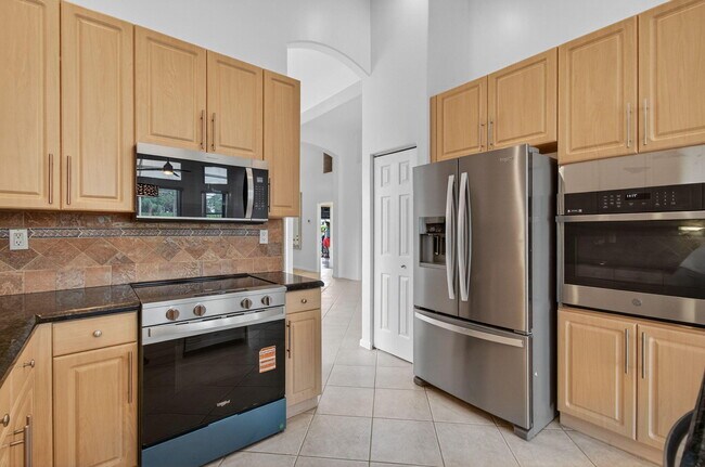 Building Photo - 7976 Monarch Ct