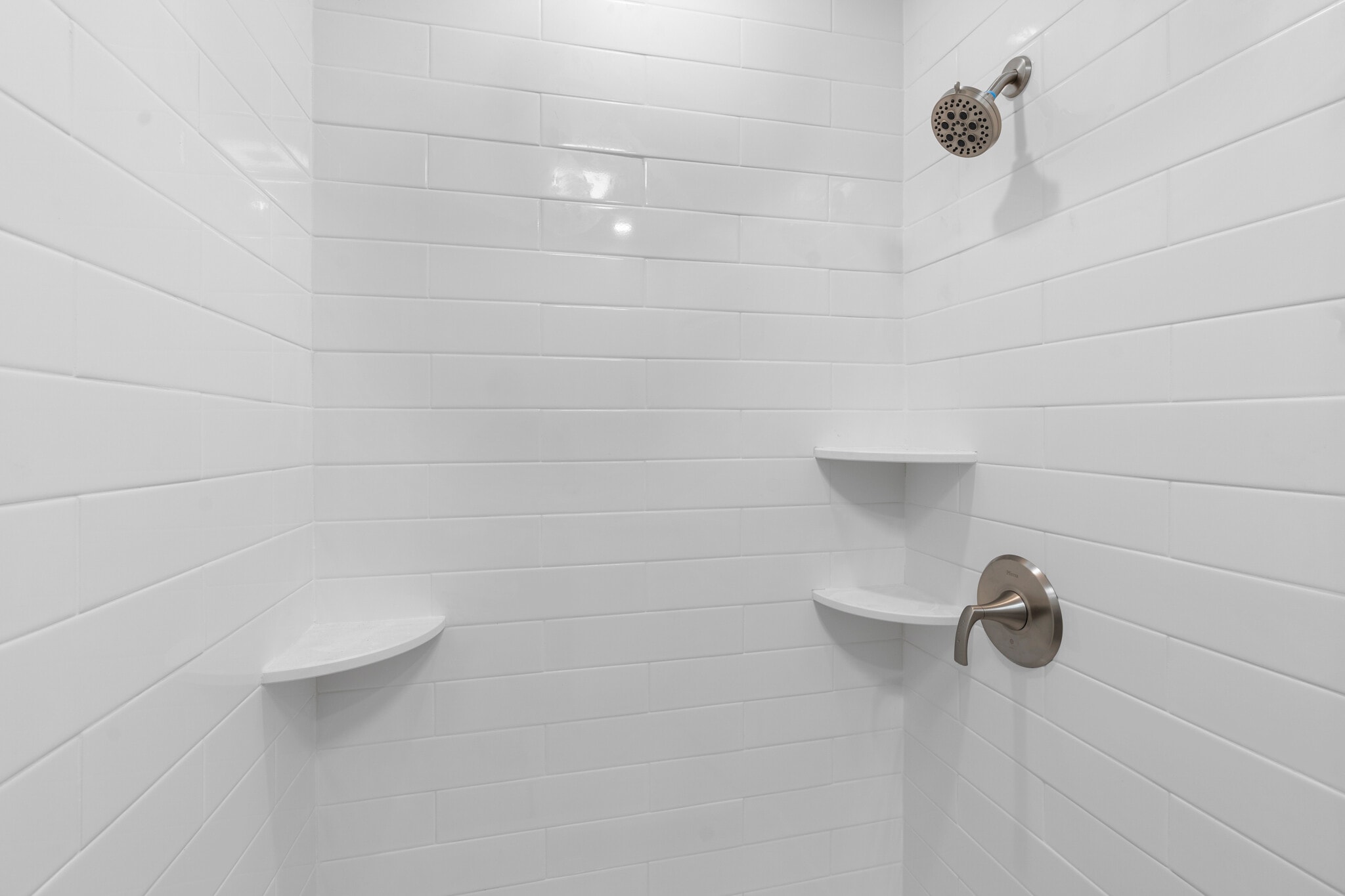 Building Photo - 376 Arnolds Neck Dr