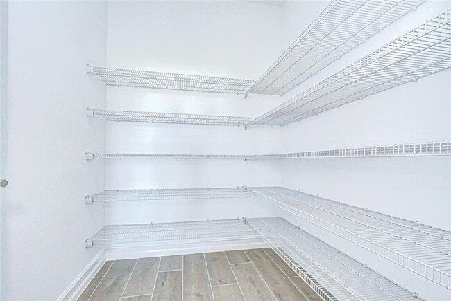 Building Photo - 9438 Gladsome Dr