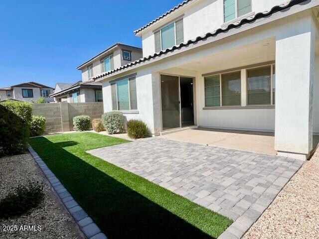 Building Photo - 5910 S Abbey