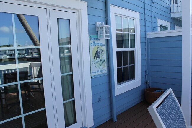 Building Photo - 1120 Ocean Dunes Cir