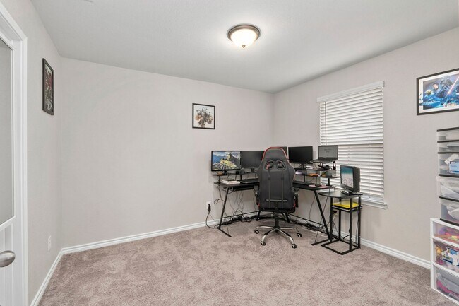 Building Photo - 2318 Themis Wy