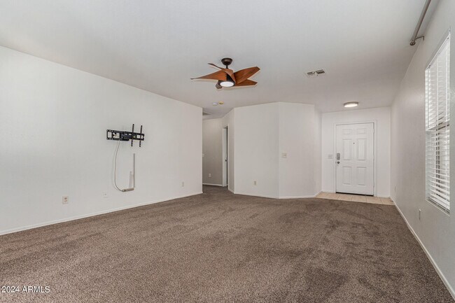 Building Photo - 10513 W Louise Dr