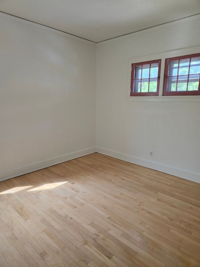 Building Photo - 3163-3165-3165 N 39th St
